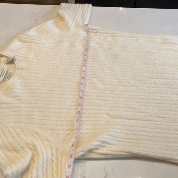 Valerie Stevens 100% Cashmere Hong Kong Brushed Soft Vintage Cable Knit Sweater - Picture 4 of 6